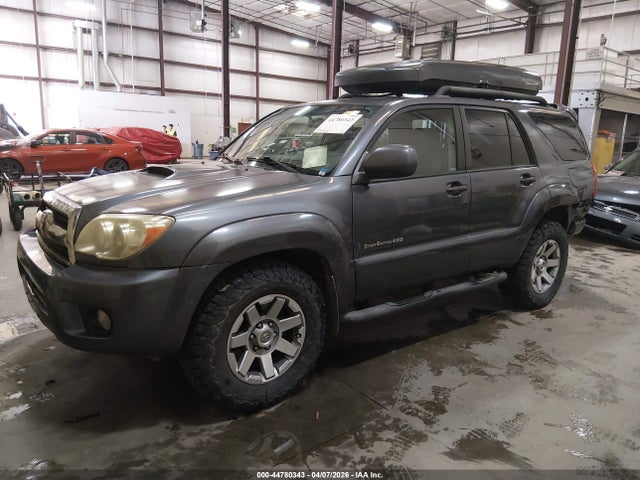 Toyota 4Runner Sport V6