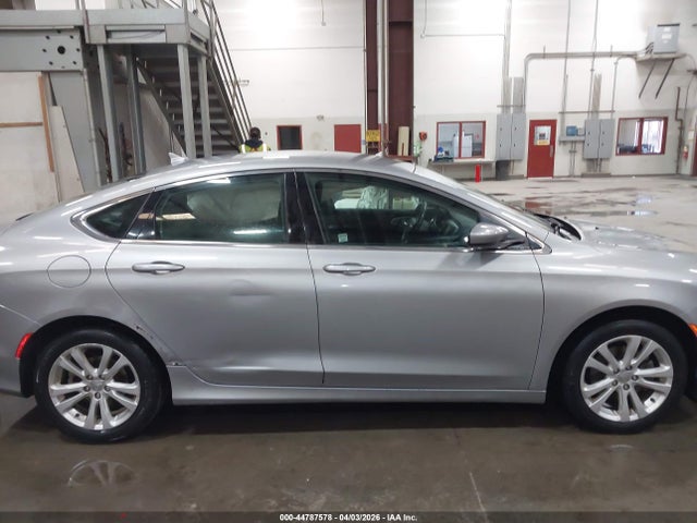 Chrysler 200 Limited