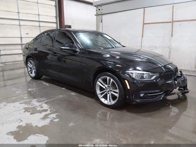 Salvage BMW 3 Series Image