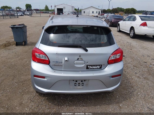 Mitsubishi Mirage Se