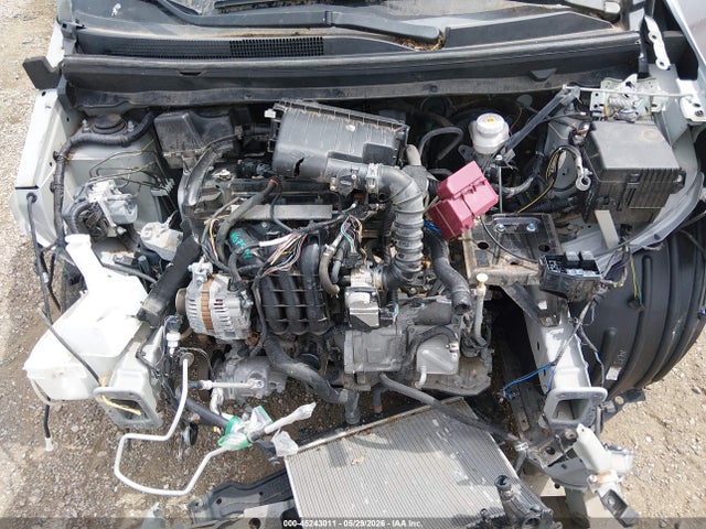 Mitsubishi Mirage Se