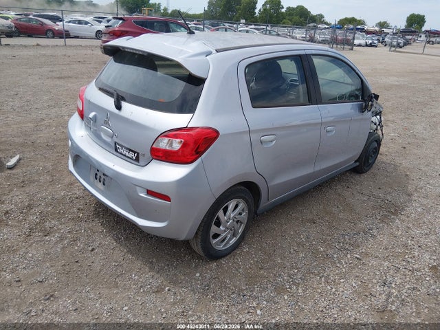 Mitsubishi Mirage Se