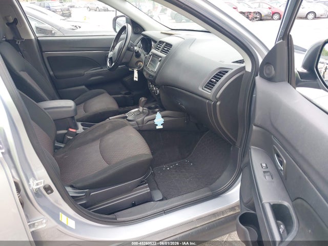Mitsubishi Outlander 2.0 Le