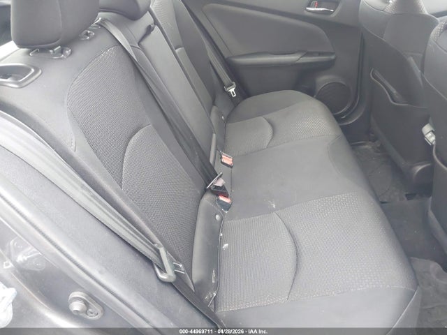 Toyota Prius Le