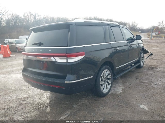 Lincoln Navigator Reserve L