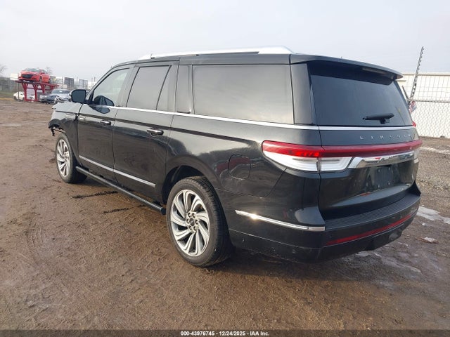 Lincoln Navigator Reserve L