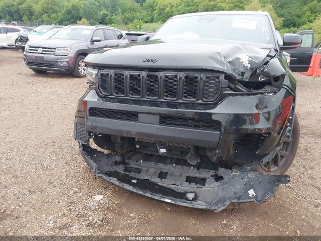 Jeep Grand Cherokee Altitude 4x4