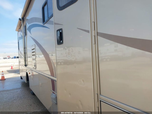 Workhorse Custom Chassis Motorhome Chassis W22