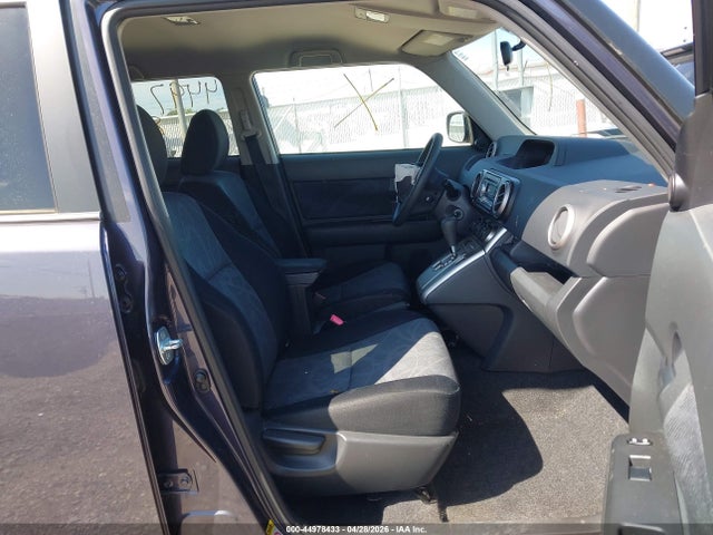 Scion xB