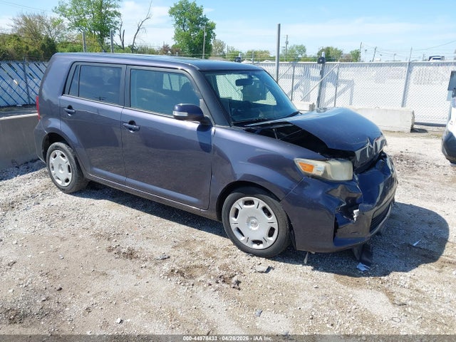 Salvage Scion xB Image