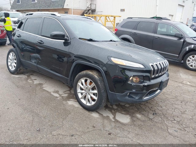 Salvage Jeep Cherokee Image