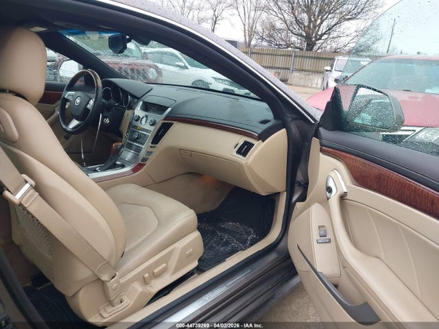 Cadillac CTS Premium