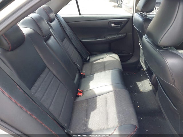 Toyota Camry Se