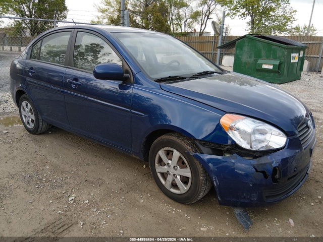 Salvage Hyundai ACCENT Image