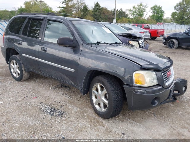 Salvage GMC Envoy Image