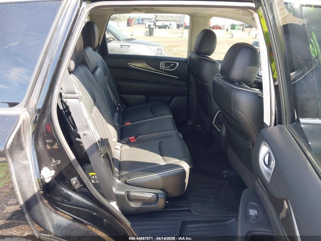 INFINITI Qx Luxe Awd