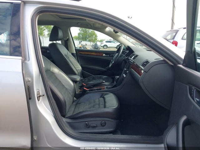 Volkswagen Passat 2.5l Sel Premium