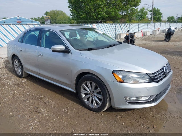 Salvage Volkswagen Passat Image