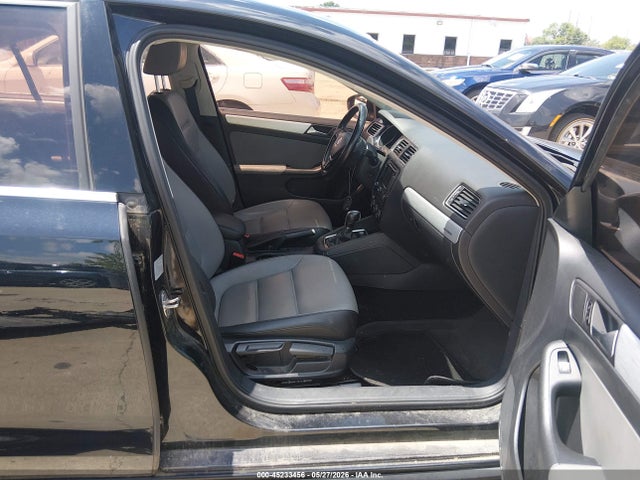 Volkswagen Jetta Sel Premium