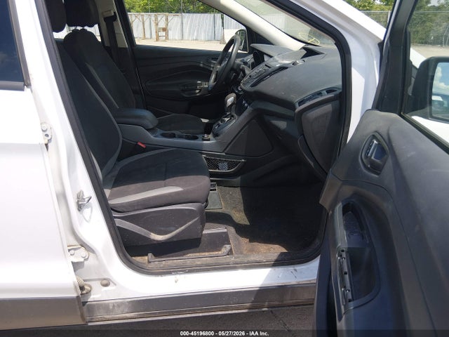 Ford Escape S