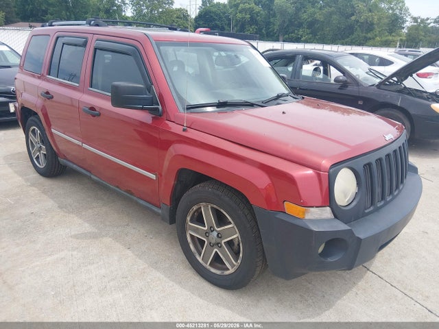 Salvage Jeep Patriot Image