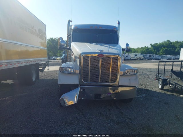 Peterbilt 567