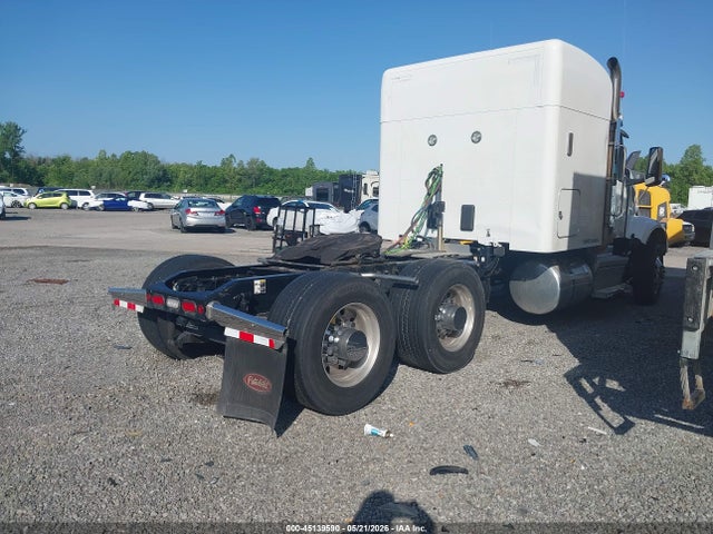 Peterbilt 567