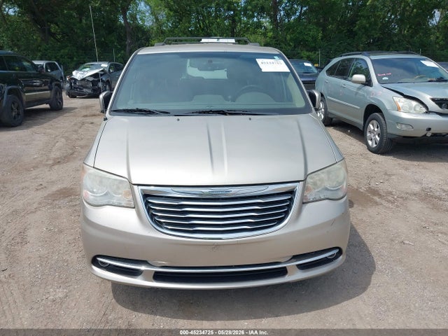 Chrysler Town & Country Touring