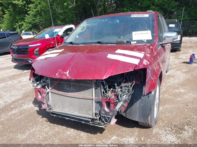 Chrysler Town & Country Limited Platinum