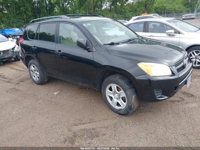 Salvage Toyota RAV4 Image