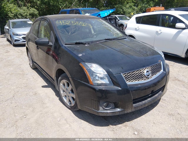Salvage Nissan Sentra Image