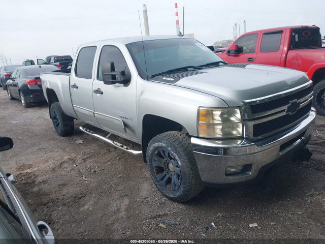 Salvage Chevrolet Silverado 2500 Image