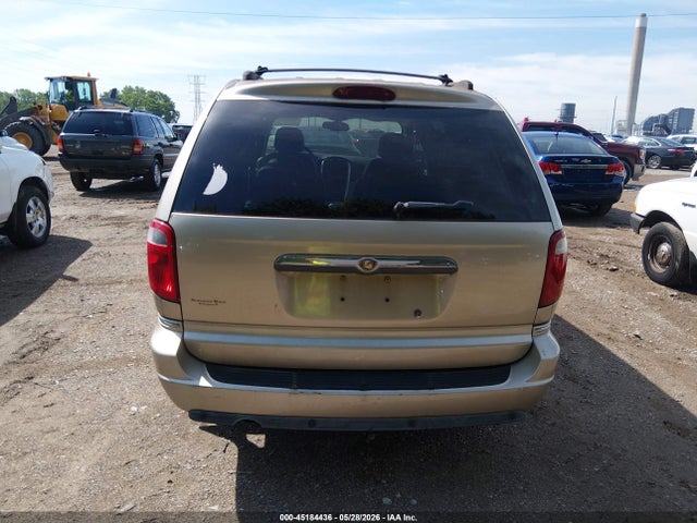 Chrysler Town & Country Touring