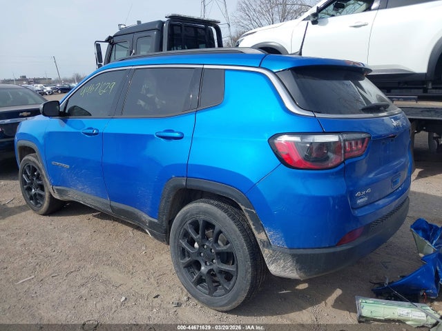 Jeep Compass Latitude Lux 4x4