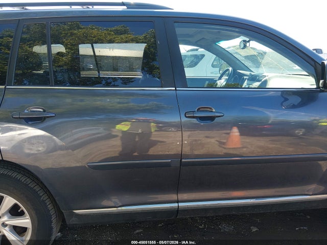Toyota Highlander Se V6