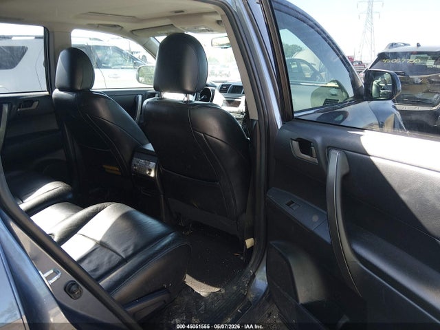 Toyota Highlander Se V6