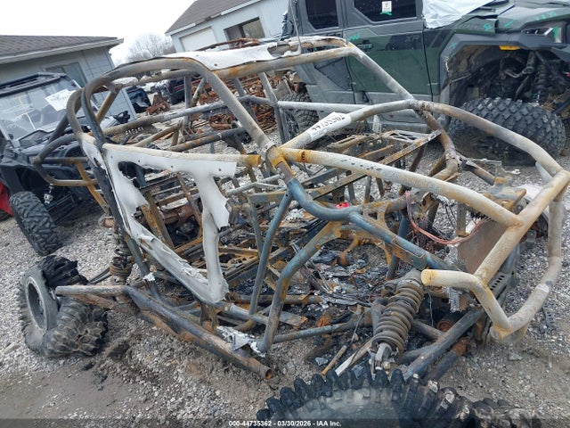 Salvage Polaris RZR Image
