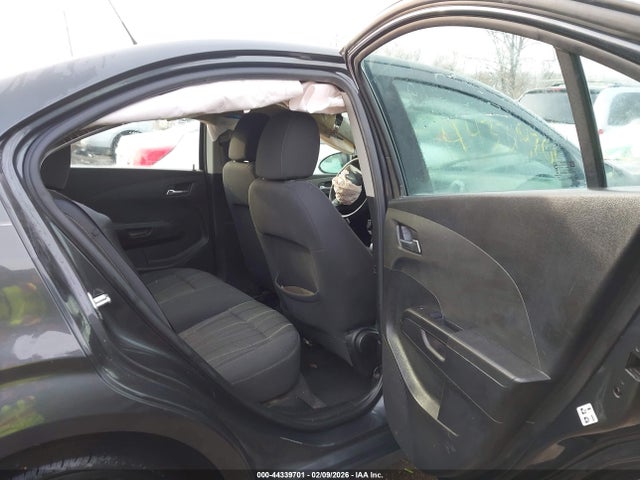Chevrolet Sonic Lt Auto