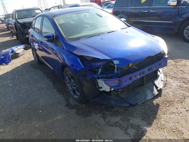 Salvage Ford Focus Image
