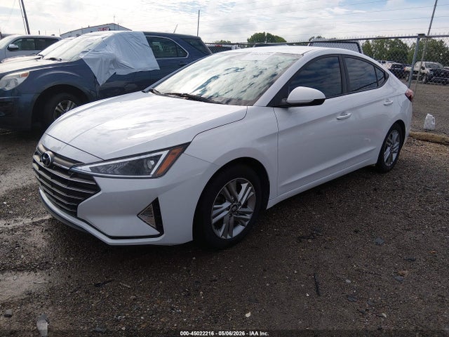 Hyundai ELANTRA Sel
