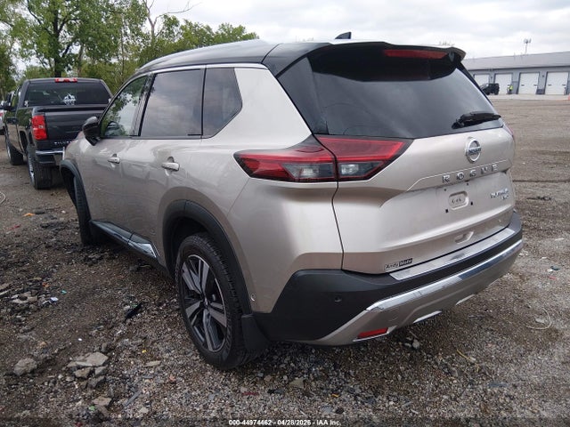 Nissan Rogue Platinum Intelligent Awd