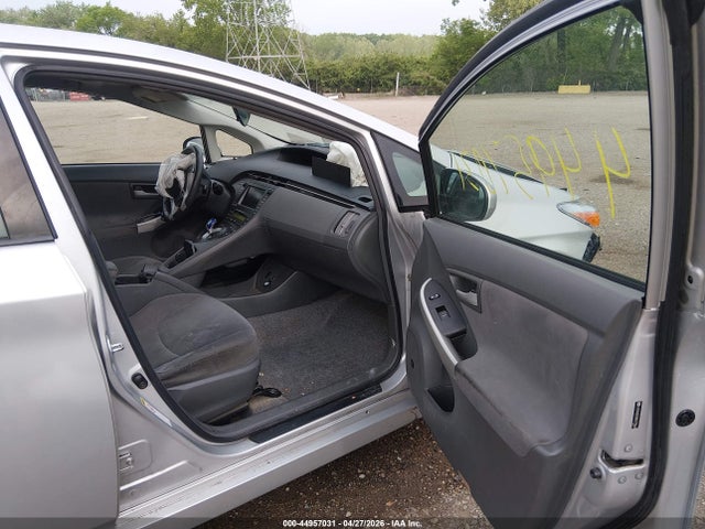 Toyota Prius Three