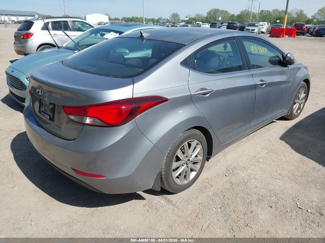 Hyundai ELANTRA Se