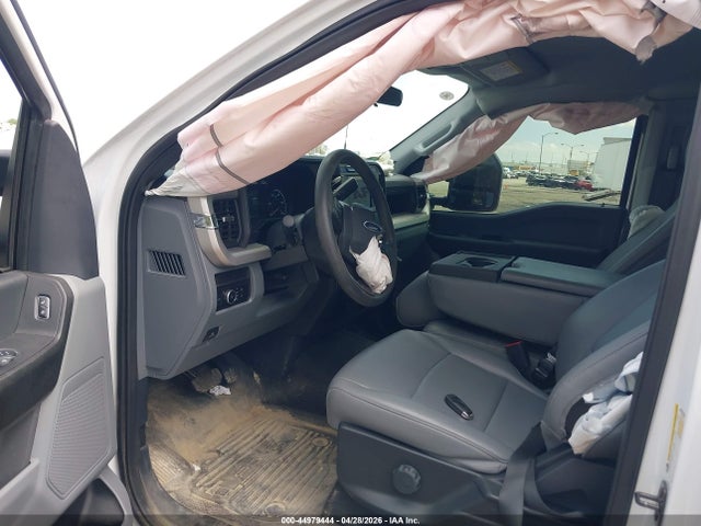 Ford F-350 Xl