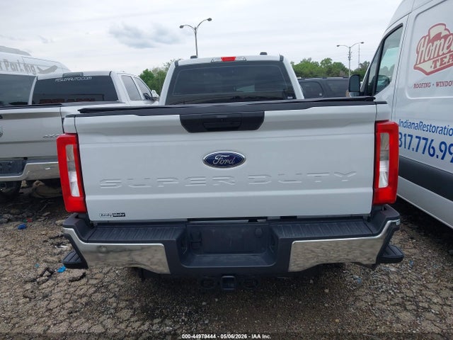 Ford F-350 Xl