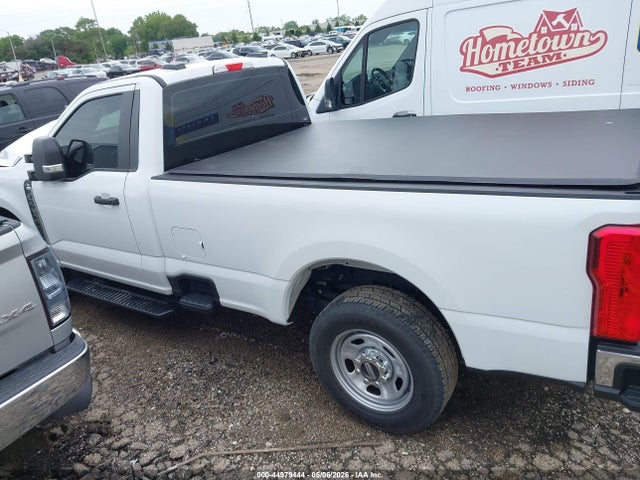Ford F-350 Xl