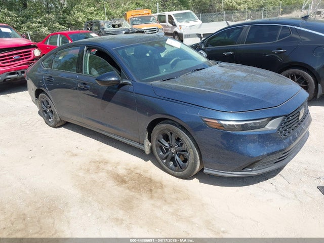 Salvage Honda Accord Image