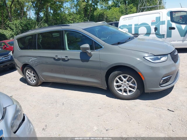 Chrysler Pacifica Touring L