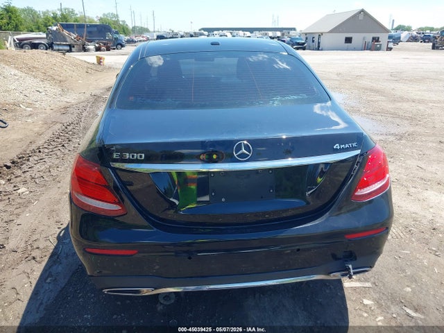 Mercedes-Benz E-Class 4matic