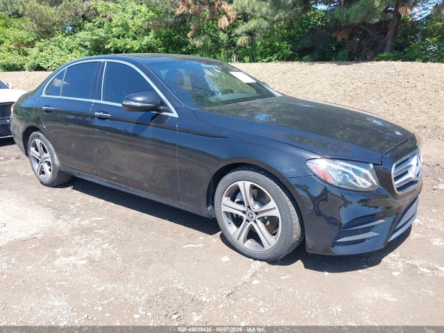 Salvage Mercedes-Benz E-Class Image